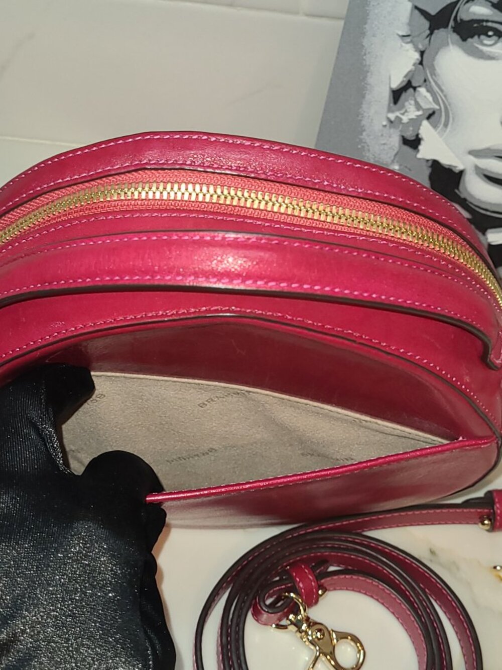 Brahmin Lane Fuchsia Raspberry Melbourne Leather Crossbody Bag EUC - Picture 7 of 9
